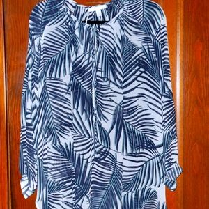 Hugo Boss women's 100% silk print  blouse